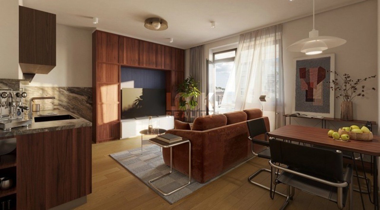 tn_zoom_filename_77186